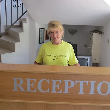 Отель Strinava Приморско